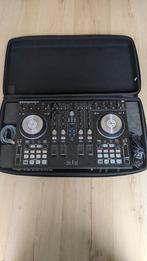 Traktor Kontrol S4 mk2 DJ Controller + Hardcase, Muziek en Instrumenten, Ophalen of Verzenden, Zo goed als nieuw