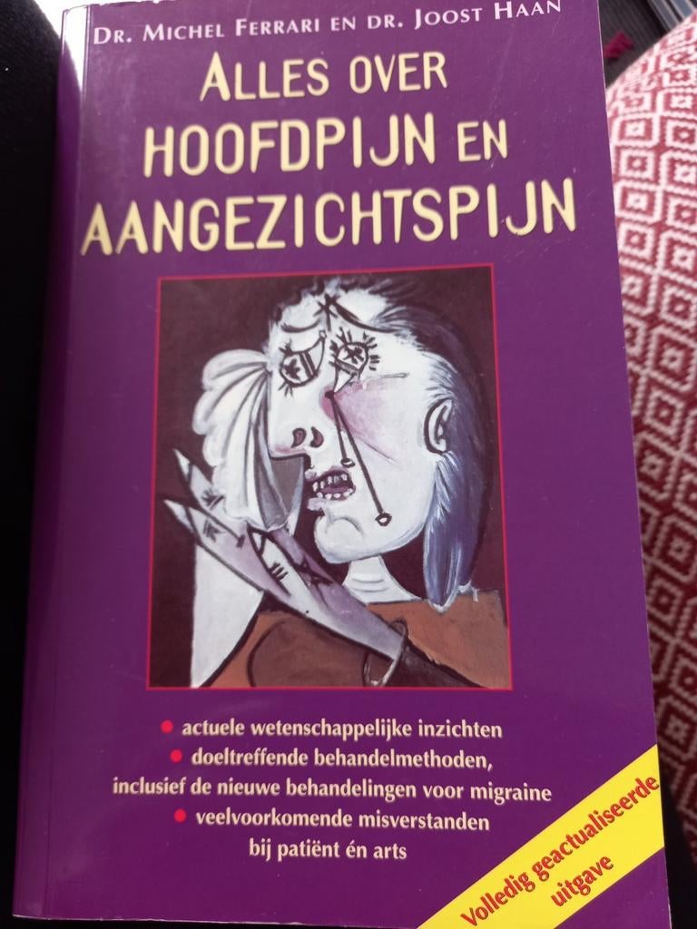J. Haan - Alles over hoofdpijn en aangezichtspijn, Ophalen of Verzenden, Zo goed als nieuw, J. Haan; M.D. Ferrari