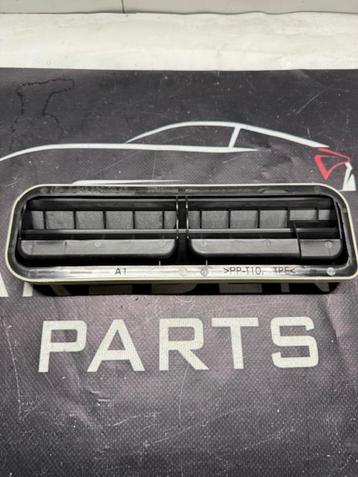 Mercedes C W204 E W212 CLS W218 Luchtrooster A2128300242 beschikbaar voor biedingen