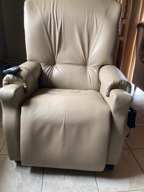 siège relax original Revilax 4 moteurs, Maison & Meubles, Canapés | Salons, Comme neuf, Une personne, Cuir, Enlèvement