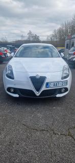 ALFA ROMEO GIULIETTA ESSENCE 2017//105300KM 1AN GARANTIE, Auto's, Alfa Romeo, Lederen bekleding, Wit, Bedrijf, 5 deurs