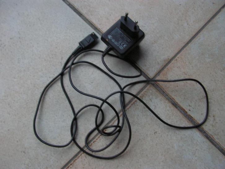 Câble d'alimentation Siemens c39280-z4-c301-1., Informatique & Logiciels, Pc & Câble réseau, Utilisé, Enlèvement ou Envoi