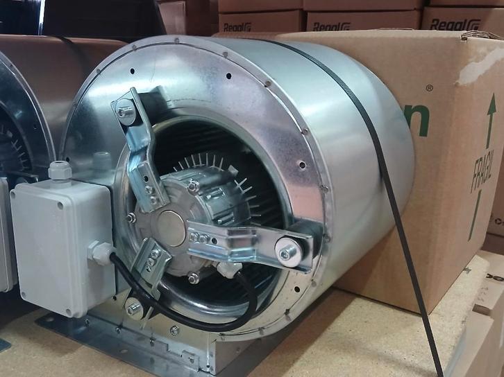 Moteur escargot DD 10/10 - 3600 m3/h pour hotte, Articles professionnels, Horeca | Autre, Envoi