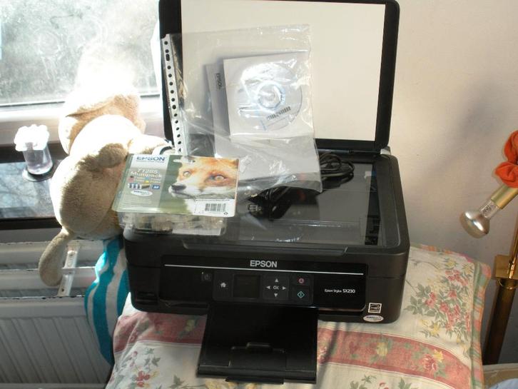 Imprimante EPSON Stylus SX230 Inclut Multipack D'encre T1285, Computers en Software, Printerbenodigdheden, Gebruikt, Cartridge