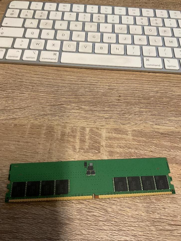 Ddr5 ram geheugen, Computers en Software, RAM geheugen, Zo goed als nieuw, Desktop, 32 GB, DDR5, Ophalen of Verzenden