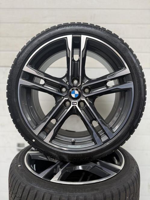 #4 18’’ BMW 1 SERIE F40 F44 VELGEN WINTERBANDEN ORIG TPMS 81, Auto-onderdelen, Banden en Velgen, Banden en Velgen, Winterbanden