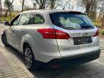 FORD FOCUS 1.0 ECOBOOST BENZINE 86000 km GARANTIE 2016, Auto's, Stof, Euro 6, 109 g/km, Bedrijf