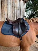 Bruin Prestige springzadel 17 inch, Ophalen of Verzenden, Zo goed als nieuw, Springen