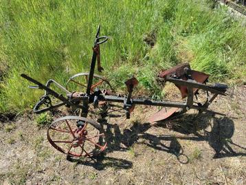Ouderwetse ploeg. beschikbaar voor biedingen