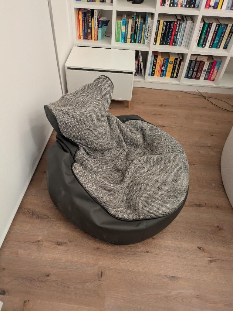 zitzak grijs, Huis en Inrichting, Zitzakken, Ophalen, Gebruikt, Grijs, Zitzak