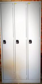 Buitenkans! 3 Lockers met sleutel en hangers. Garage Verkoop, Ophalen, Zo goed als nieuw