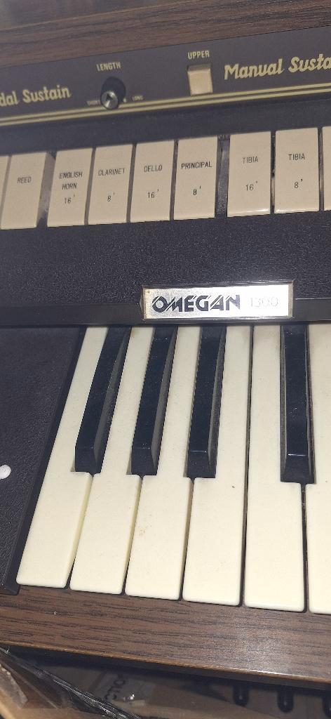 Orgue électronique 2 claviers avec pédalier, Musique & Instruments, Orgues, Utilisé, Orgue, 2 claviers, Enlèvement