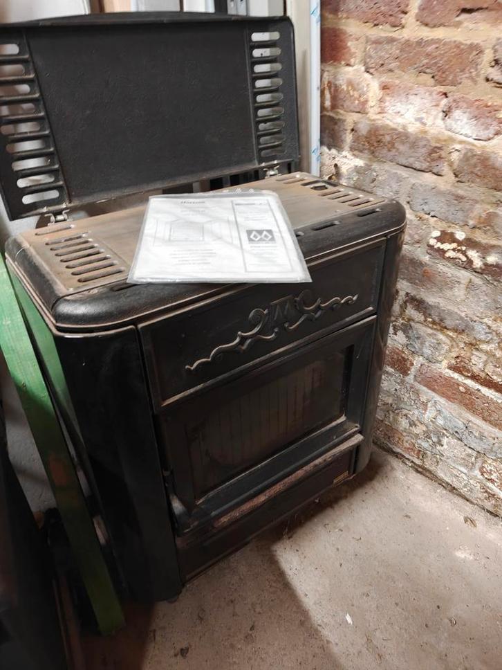 Poêle à mazout Franco Belge Horizon, Huis en Inrichting, Kachels, Ophalen