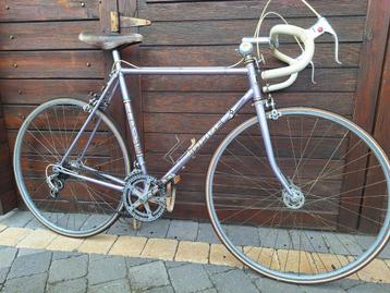 Koersfiets Rapide beschikbaar voor biedingen