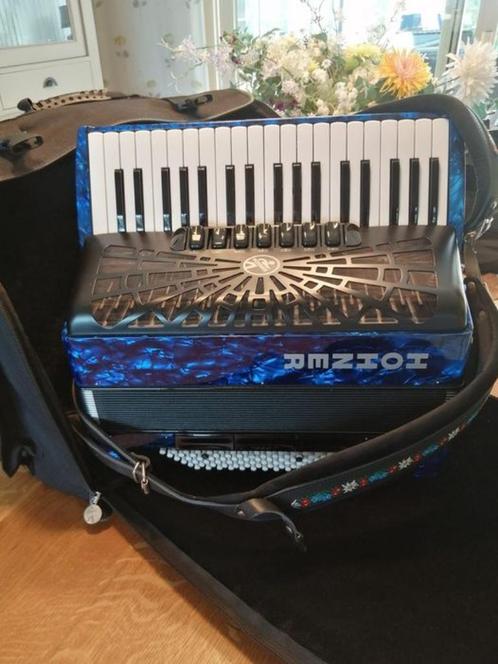 Accordéon Hohner Bravo III, Musique & Instruments, Accordéons, Comme neuf, Accordéon à touches, 96 basses, Hohner, Avec valise