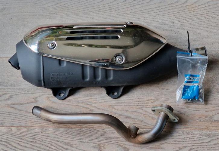 Originele Uitlaat Vespa GTS compleet met bocht, Fietsen en Brommers, Brommeronderdelen | Scooters, Nieuw, Vespa, Uitlaat, Ophalen of Verzenden
