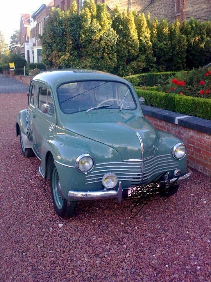 Schitterende luxe versie met 4 CV uit 1952, Auto's, Renault, Particulier, Overige modellen, Lederen bekleding, Benzine, Berline