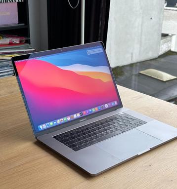 MacBook Pro Touch 15 inch (2019) High performance 32 RAM, Computers en Software, Ophalen, 1 TB of meer, Gebruikt, 2 tot 3 Ghz