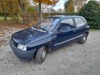 Renault Clio 1 phase 1, avril 1996., Auto's, Renault, Voorwielaandrijving, Stof, Blauw, Grijs
