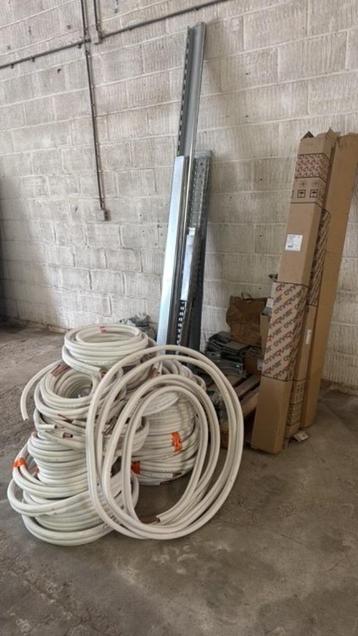 Lot accessoires climatisation, Enlèvement, Comme neuf, Autres matériaux, Autres types
