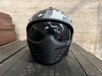 Helm, Motoren, Ophalen