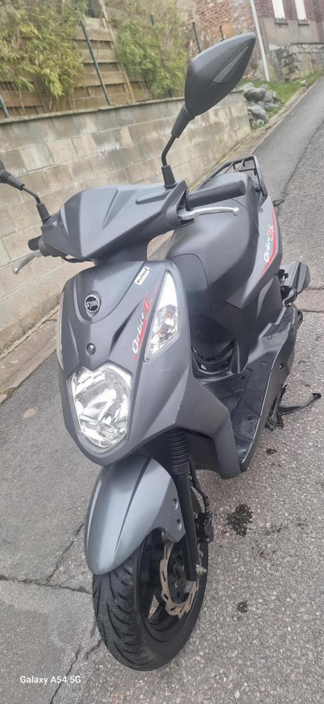 Sym orbite 2 2022 classe A euro 4 etat presque neuf, Vélos & Vélomoteurs, Scooters | SYM, Comme neuf, Orbit, Classe A (25 km/h)