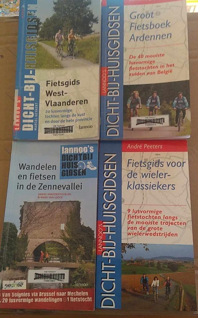 dicht bij huis gidsen, Livres, Guides touristiques, Enlèvement ou Envoi