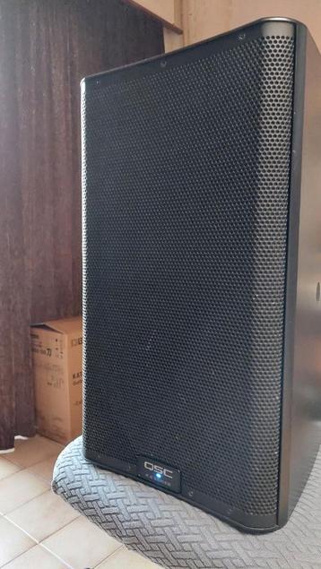  Gezocht 1 paar QSC K12.2  speakers met hoezen. beschikbaar voor biedingen