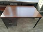 vintage Mewaf bureau, Zo goed als nieuw, Ophalen, Bureau