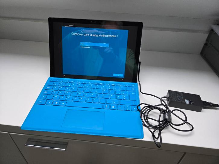 MS Surface Pro 4 – Config rare i7 / 16 Go – Pack complet, Informatique & Logiciels, Ordinateurs portables Windows, Comme neuf