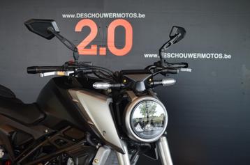 Honda CB 125R in topconditie slechts 6082 km met garantie