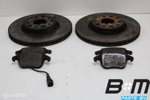 Set remschijven met blokken voorzijde VW Tiguan 5N, Auto-onderdelen, Remmen en Aandrijving, Gebruikt