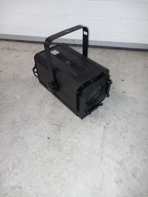 lot de 10 projecteurs de scène PC1000 ( plan convexe ), Muziek en Instrumenten, Licht en Laser, Gebruikt, Licht, Ophalen