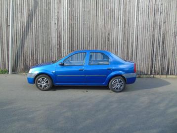 Dacia Logan 1.4i Benzine met trekhaak voor 500 euro.
