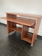 *Computertafel, walnoot, met toetsenbordlade en torenvak, Ophalen, Met wielen, Nieuw, Bureau