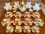 Royal Albert service / servies  39 pieces  Old country roses, Antiek en Kunst, Ophalen