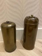 2 carafes en cuivre fabriquées à partir de douilles à grenad, Objet d'art, Armée de terre, Envoi