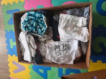 groot lot baby  kleren (jongens kleertjes) beschikbaar voor biedingen