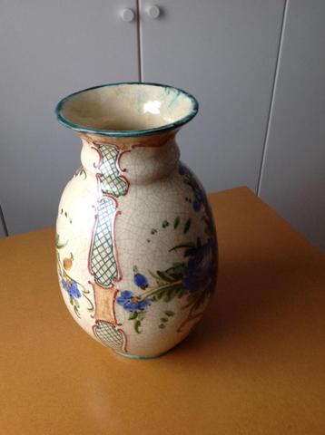 Antieke vaas - vintage beschikbaar voor biedingen