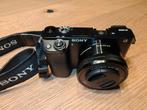 Sony A6000 + 16-50mm f3.5-5.6 + Case Logic tas, Ophalen, Zo goed als nieuw, Sony, Minder dan 4 keer