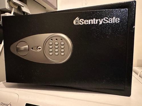 Kluis Century Safe, Huis en Inrichting, Brandblussers en Brandkasten, Zo goed als nieuw, Ophalen of Verzenden