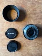 Objectif nikon 50mm f2 AI avec pare soleil hs-2, Enlèvement ou Envoi, Utilisé, Lentille standard
