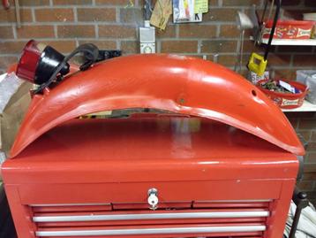 APRILIA RC 50/80 1981 - ORIGINEEL ACHTERSPATBORD. beschikbaar voor biedingen