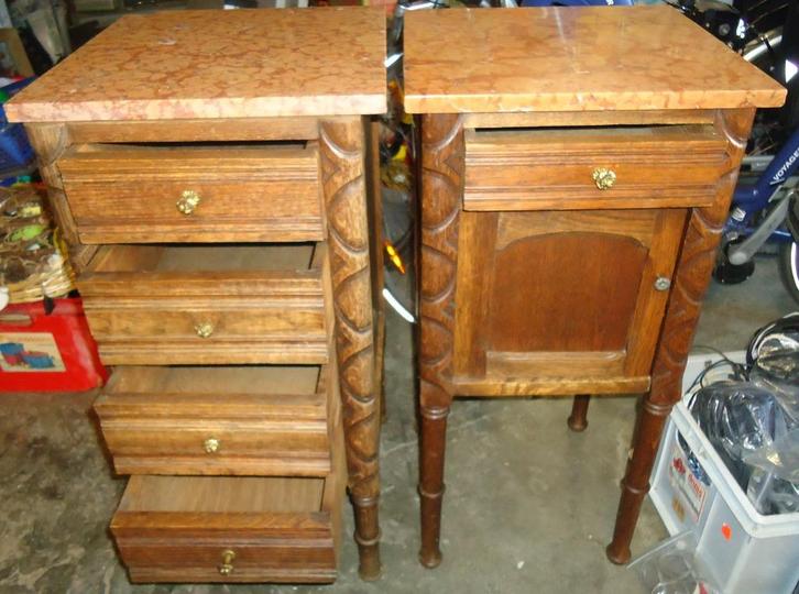 2 oude, voleiken nachtkastjes, Antiek en Kunst, Antiek | Meubels | Kasten, Ophalen