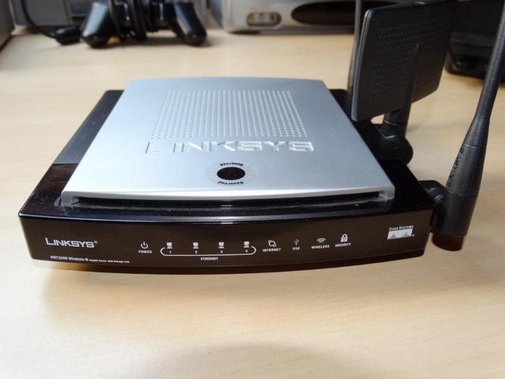 Linksys WRT350N Wireless-N Gigabit Router + Storage Link, Computers en Software, Routers en Modems, Router, Ophalen of Verzenden