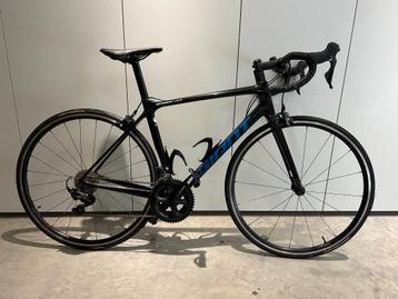 Giant TCR Advanced 2 2021 - Carbon, size M2 beschikbaar voor biedingen