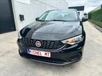Fiat Tipo 1.4i Benzine / 1 jaar garantie !, Voorwielaandrijving, 4 deurs, Stof, Euro 6