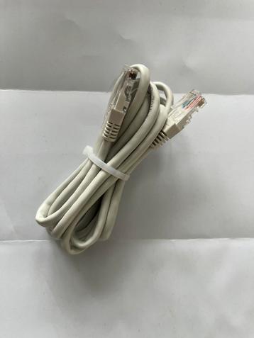 Ethernetkabel / Netwerkkabel / LAN-kabel – 2 meter beschikbaar voor biedingen
