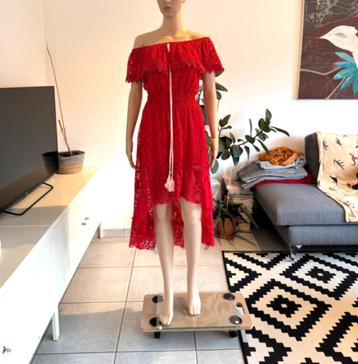 Sexy off-shoulder dress in lace (size S/M) new beschikbaar voor biedingen