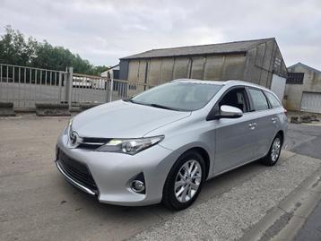 Toyota Auris 1.4 D-4D - 127 500km -09/2014- EURO5b -1ste eig beschikbaar voor biedingen
